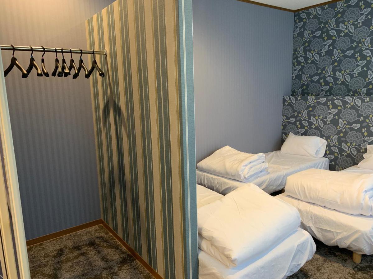 อาโอะ-ดาไซฟุ Aparthotel Chikushino ภายนอก รูปภาพ